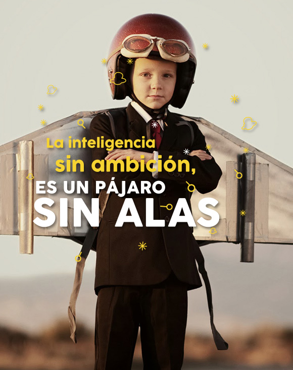 Imagen de niño con casco de aviador